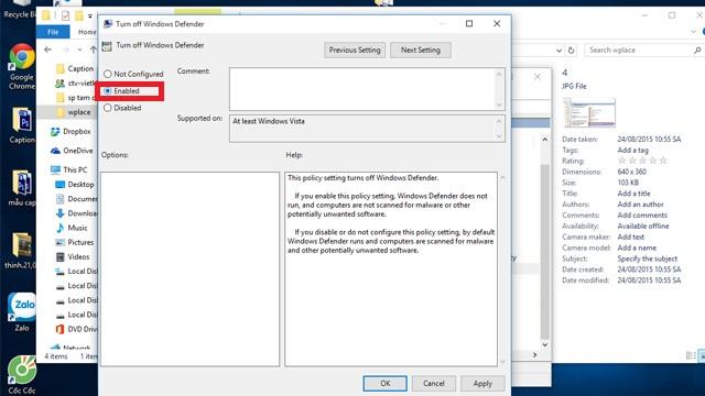 Tại hộp thoại Turn off Windows Defender mới hiện ra, các bạn chọn Enable