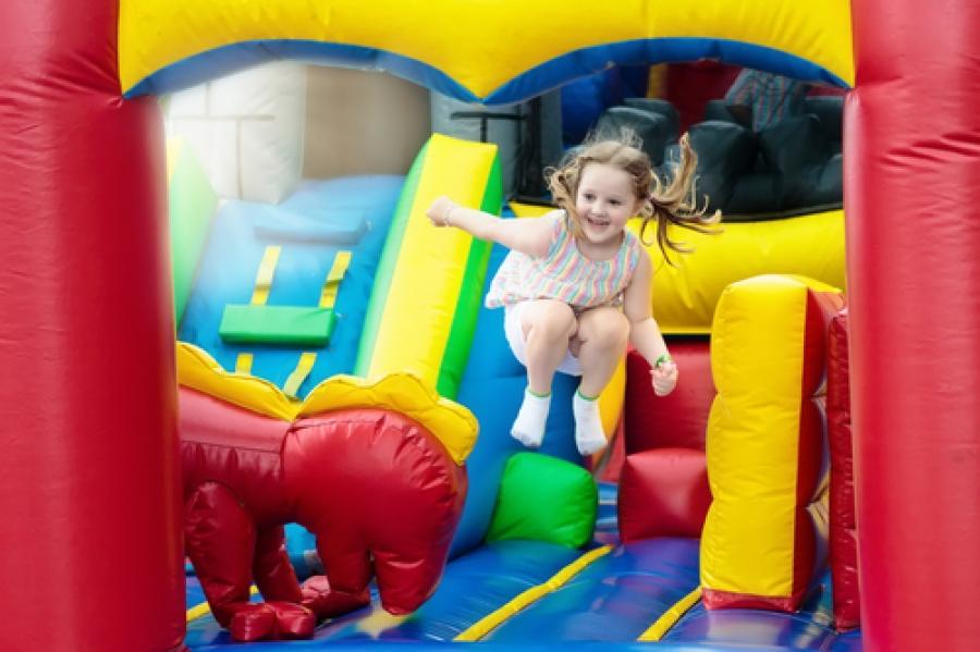 5 Things You Didn&#39;t Know About Playing In A Bounce House