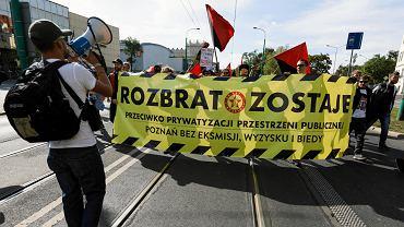 Demonstracja w obronie Rozbratu przeszła przez Poznań