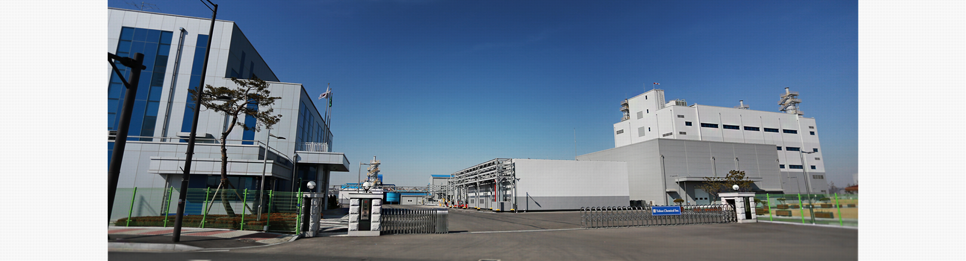 industrial-grade nitric acid supplier