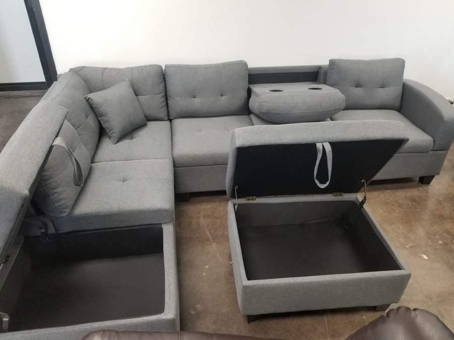 Modern Sofa In Vaughan