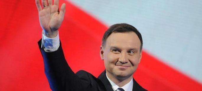 Matka Kurka: Polski Prezydent na międzynarodowym forum ustawia Niemców! Mnie to rusza!