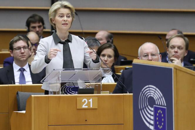 Ursula von der Leyen, lors de la présentation du Green New Deal, devant le Parlement européen, le 11 décembre 2019, à Bruxelles.