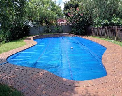 polycarbonate pool cover