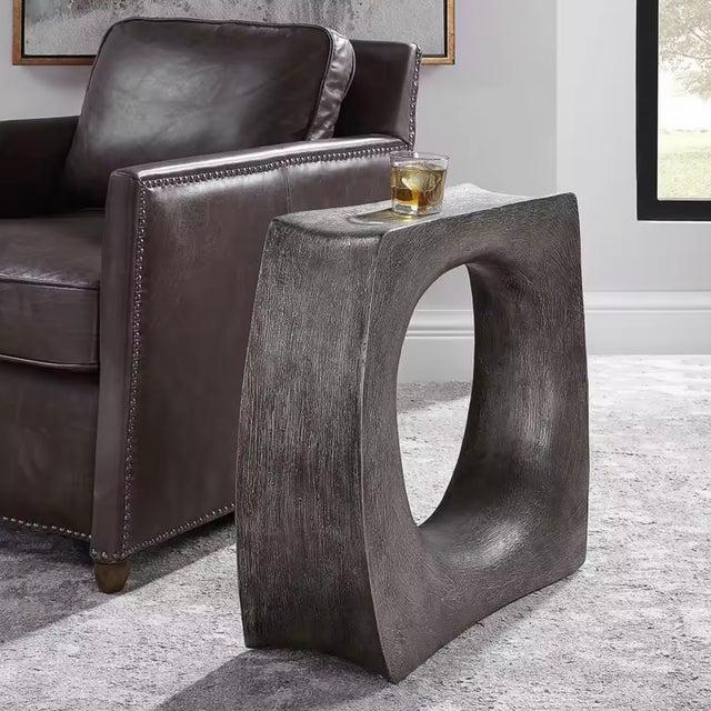 Valeria side table