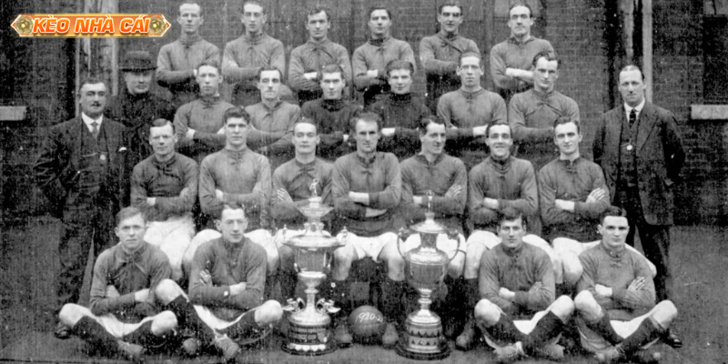 Kh?i th?y th?ng tr?m t?i s&acirc;n Anfield