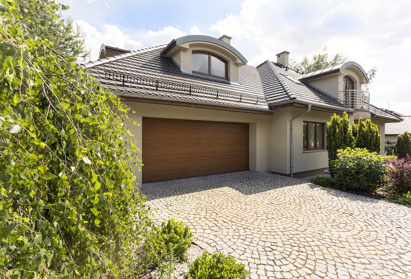 Benefits of Paving Slabs for Driveways