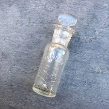 Marinette Vintage Blog: Cabinet de Curiosité: Stock d'une ancienne  pharmacie 1900-1920 avec Flacons Compte-Gouttes, Teinture d'Iode...