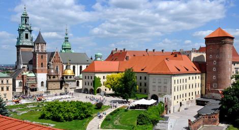 800px-Wawel_castle