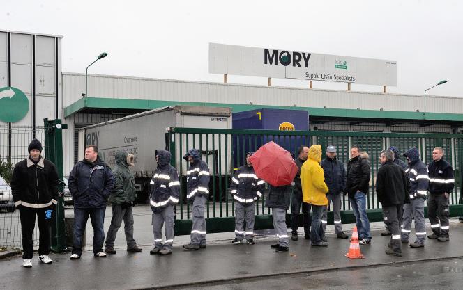 Une partie des 2 882 salariés de Mory Ducros licenciés après la liquidation judiciaire de l’entreprise, en 2014, n’auraient pas été payés, en raison des détournements des fonds de l’Agence de garantie des salaires.