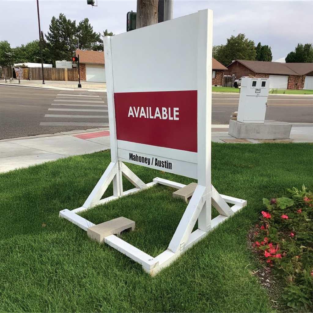 The Benefits of LED Signs for Businesses