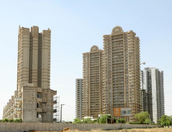 Buy ready to move 2/3 BHK flats & apartments for sale in Gurgaon �AIPL