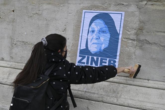Lors d’une manifestation en hommage à Zineb Redouane, à Marseille, le 5 décembre 2020.