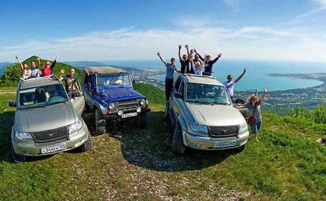 jeeping.ru – джип-туры в Геленджике