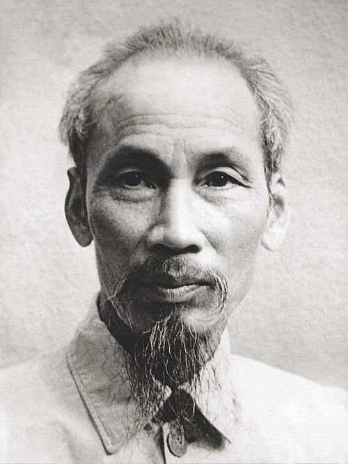 Ho_Chi_Minh_-_1946_Portrait.jpg