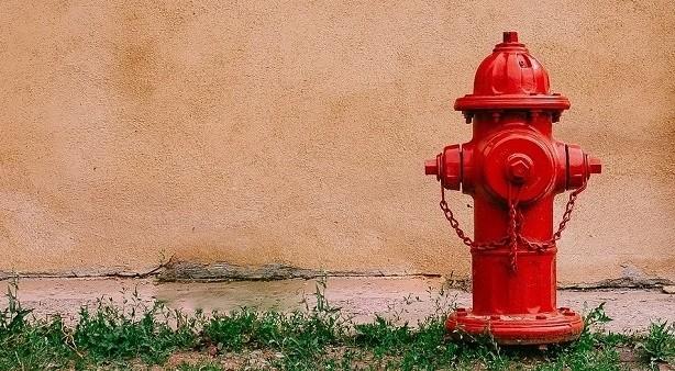 fire-hydrant-947324_1280_small.jpg