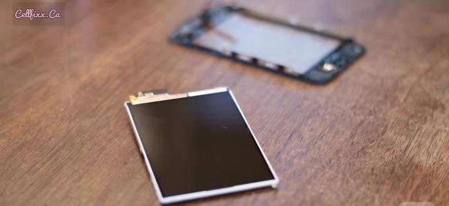 how-to-replace-an-iphone-3g-3gs-lcd-screenn_small.jpg