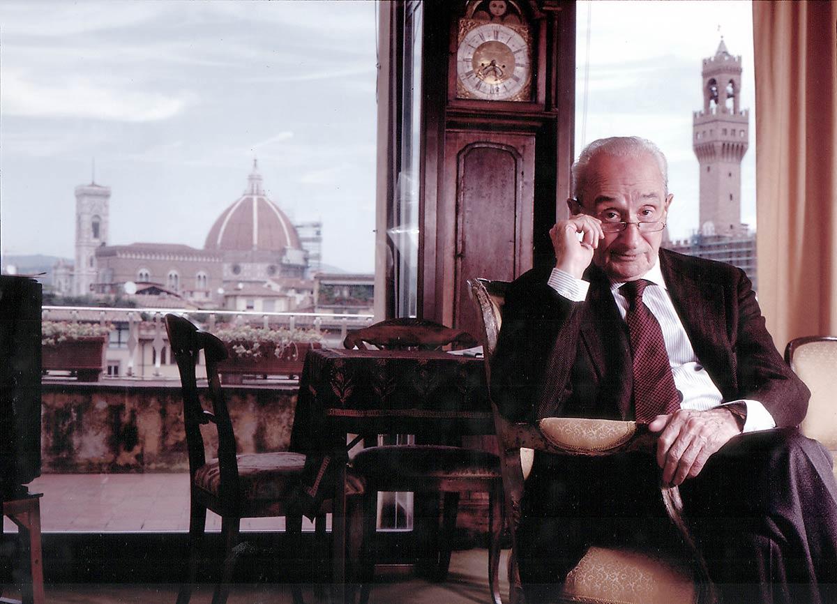 92 years old Giovanni Sartori in his home in Florence