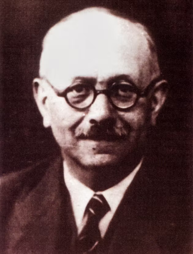 Marc Bloch (1886-1944), historien français, membre de la Résistance et du mouvement Franc-Tireur, arrêté par la Gestapo de Lyon, torturé, fut fusillé le 16 juin 1944.