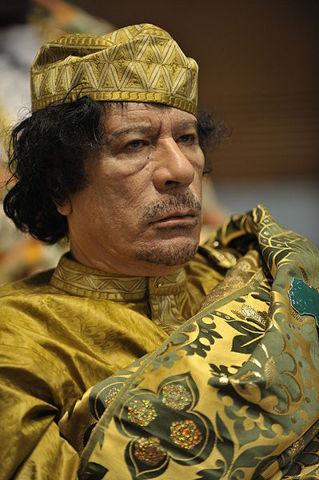 Muammar al-Kadafi, Libia
