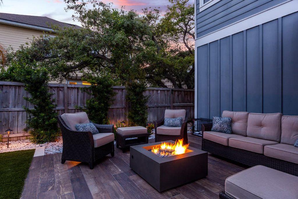 Making the Most of Indoor-Outdoor Living in Fall | Window World Alabama