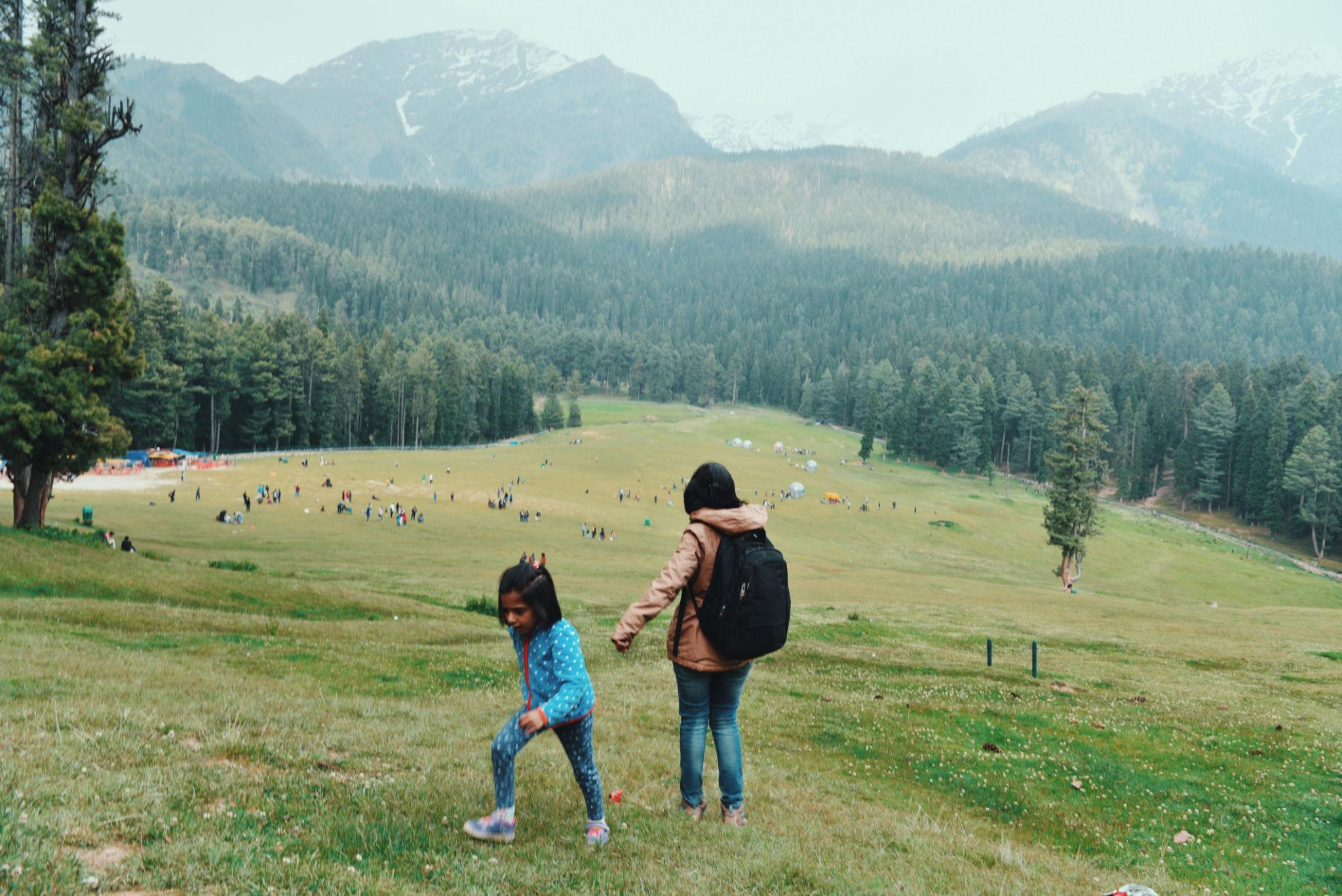 Mother and daughter enjoying views of Pahalgam