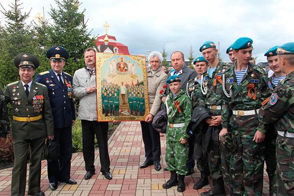 5757100-smi-v-rossii-svyaschennik-sovershil-bog.jpg