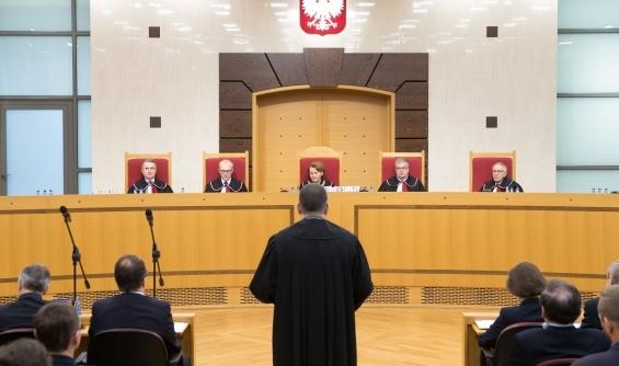 Profesor historii prawa o tworzonym „za rządów hunty Jaruzelskiego” Trybunale Konstytucyjnym