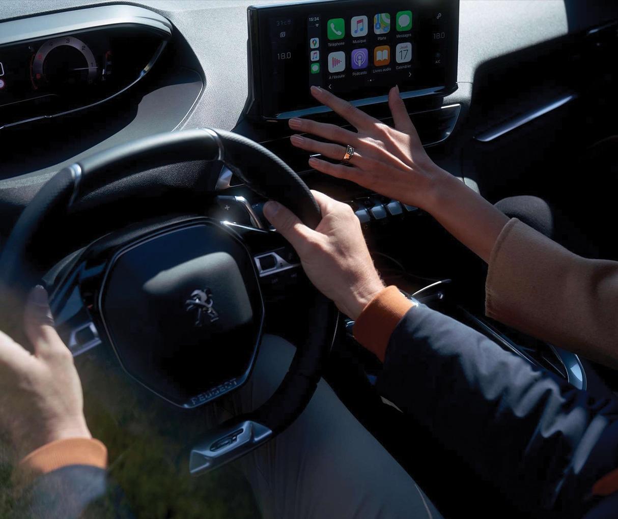 peugeot-5008-interior