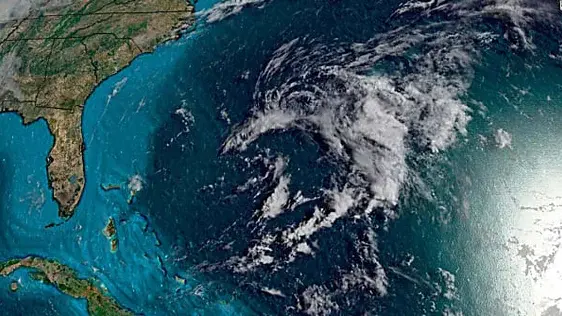 Les 5 dernières années, nous avons connu des tempêtes tropicales avant le 1er juin.  Pourquoi est-ce toujours le début de la saison des ouragans?
