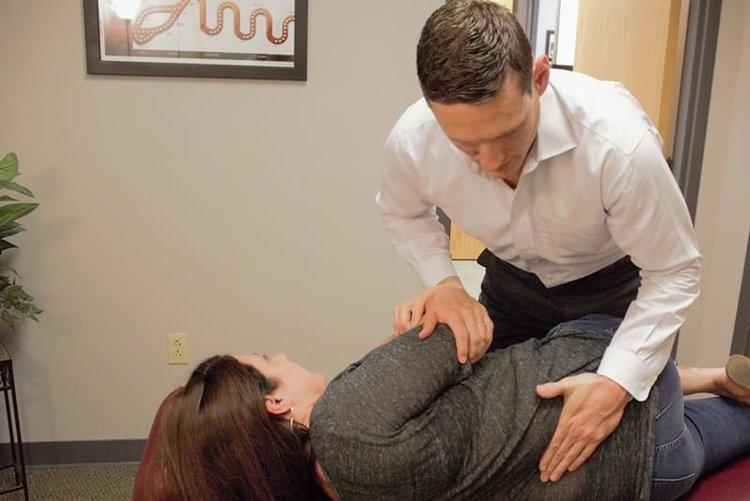 CHIROPRACTIC-TREATMENT.jpg