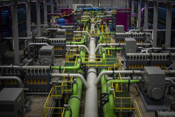 Pipeline qui transporte l’eau de mer vers les filtres de la plus grande usine de dessalement en Europe, à Barcelone (Espagne), le 16 mai 2023.