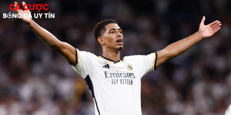 Phong ?? b&ugrave;ng n? t?i Real Madrid