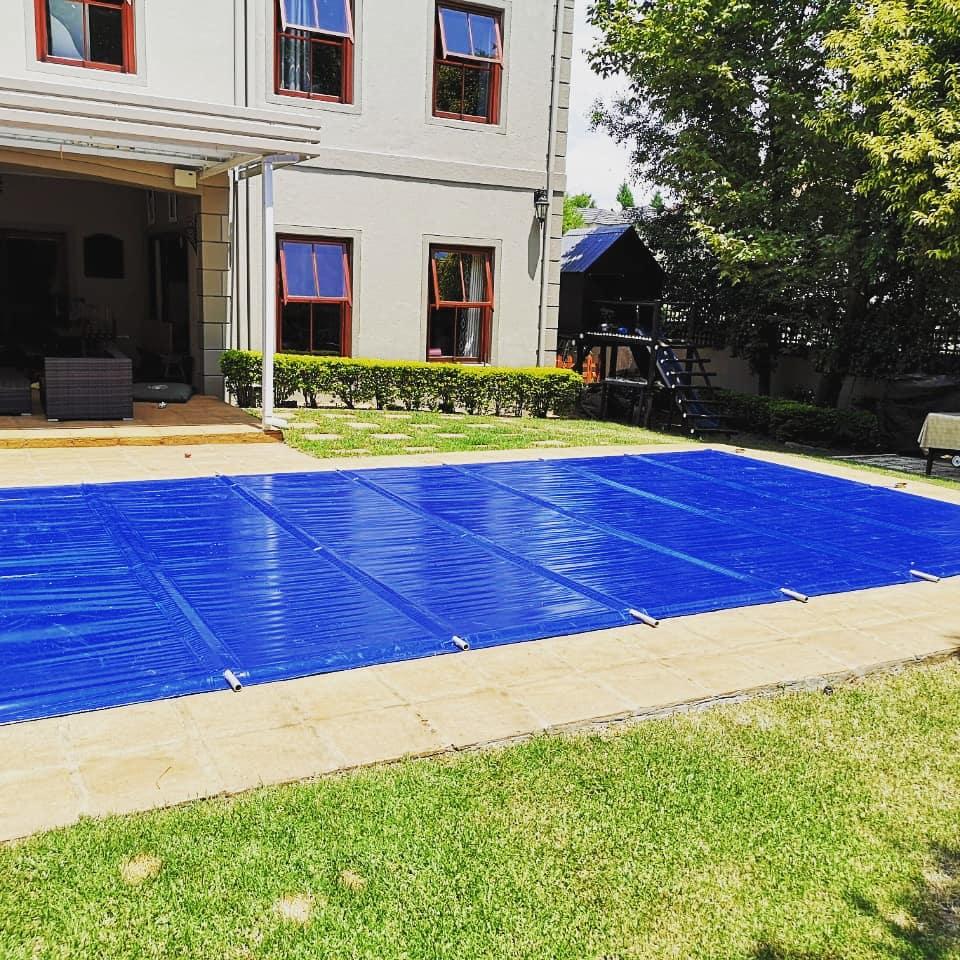 electric pool cover
