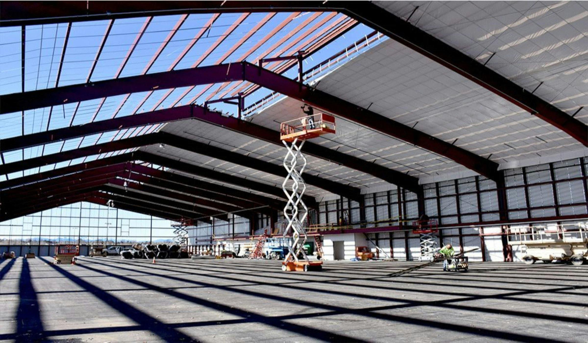 Indoor tennis construction - Modern architectural solutions