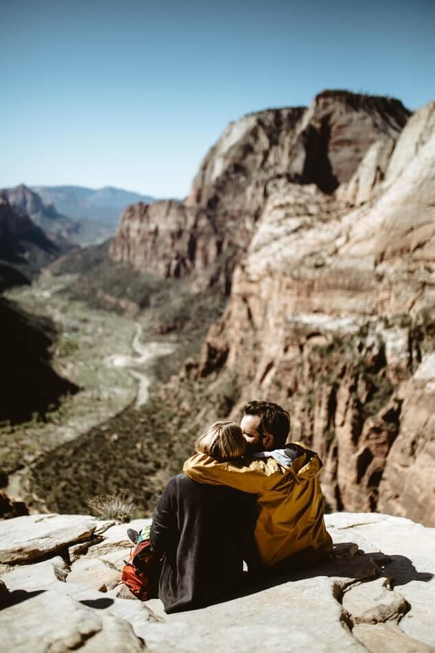 5 Best Romantic Camping Destinations in the USA