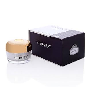 kem trị nám lipo white của học viện quân y có tốt không