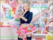 Avril Lavigne   Hello Kitty image 12000