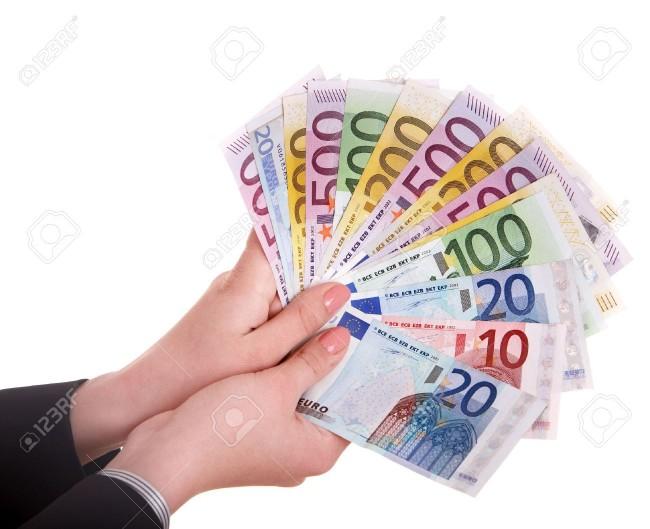 8177359-money-euro-in-hand-isolated--banque-dimages_small.jpg