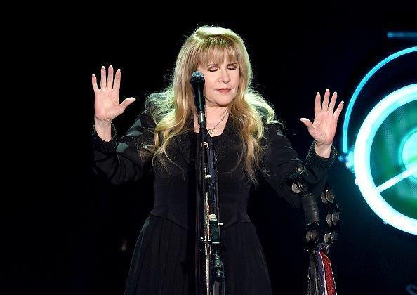 Stevie Nicks Has The Flu, Fleetwood Mac.