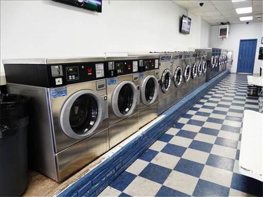 laundromat that does your laundry near me