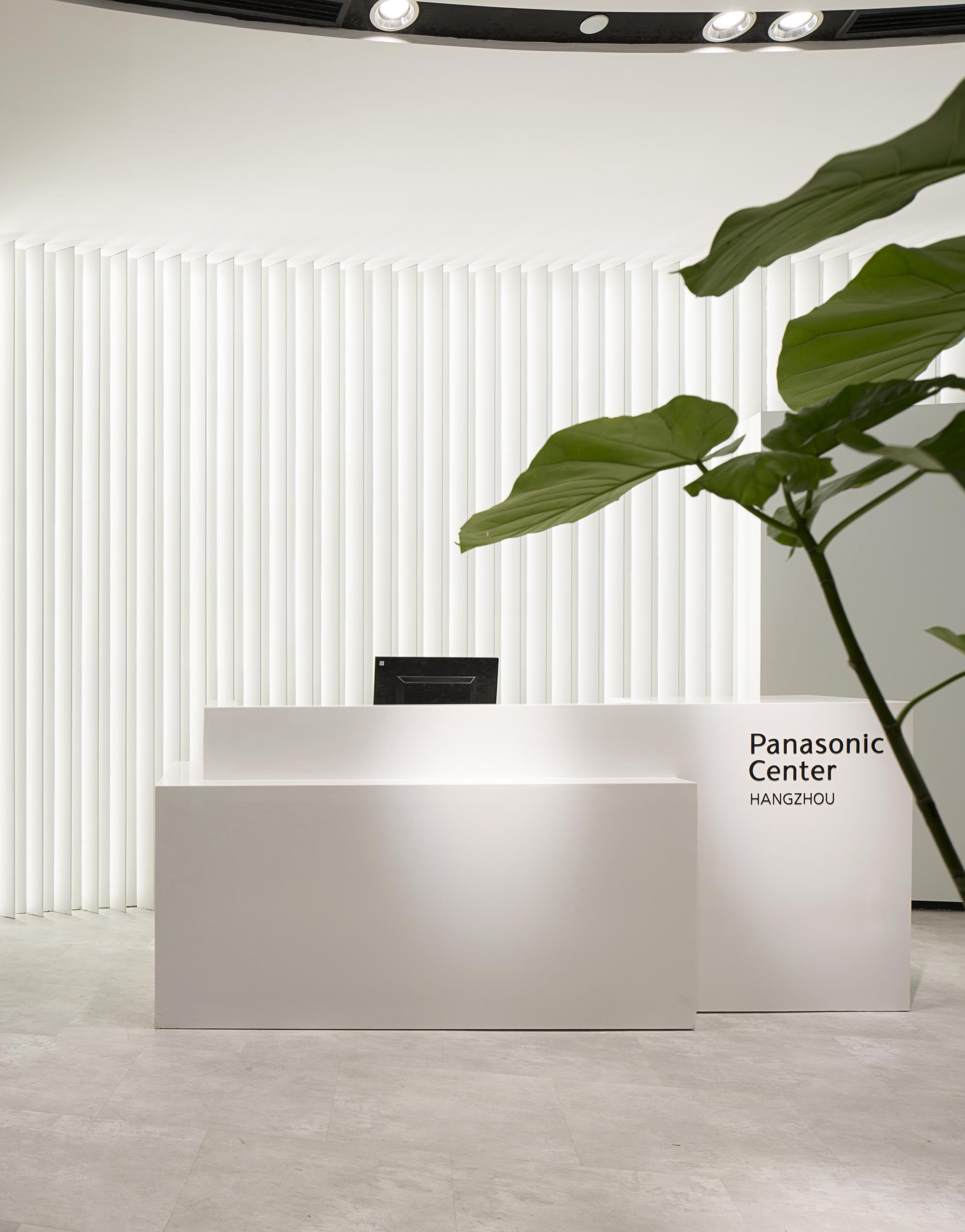 www.panasonic-centr.ru