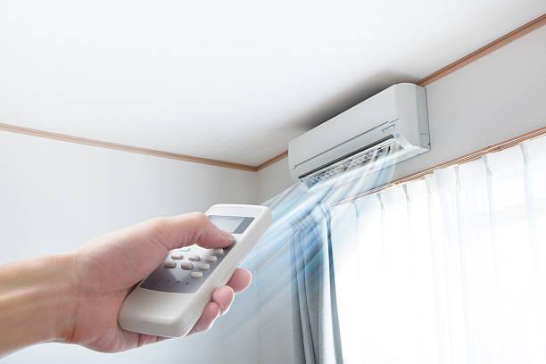 air-conditioner-blowing-cold-air-picture-id519620696 (612×408)