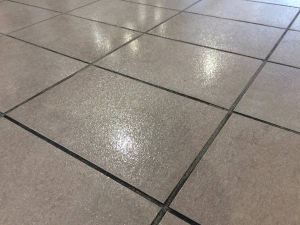 Anti-Slip Flooring Solutions for Dubai Bathrooms and Kitchens