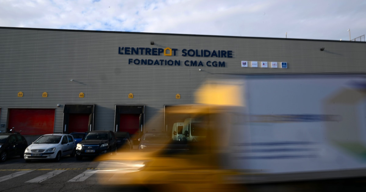 "L'entrepôt solidaire" partagé par cinq associations caritatives et parrainé par la Fondation CMA CGM, à Marseille le 5 décembre 2024