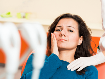 How to Manage a Dental Emergency: Tips for Prompt Care
