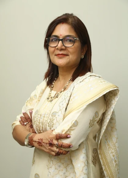 A Clinical Perspective from Smart Vision Eye Centre: Interviewing Dr. Seema Behl in Mumbai Doctor Near Me Ophthalmologist in Mumbai