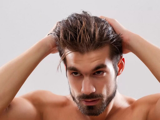 malebaldnesstreatmenthairlosstreatmentformeninmumbaidrniketasonavanehairspecialistdoctorinmumbai.jpg
