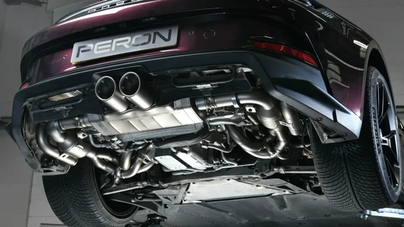 peron_automotive_akrapovic_uk.webp