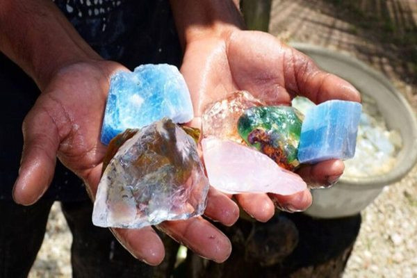 خواص مواد معدنی